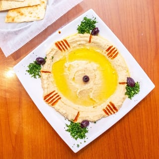 Traditional Hummus